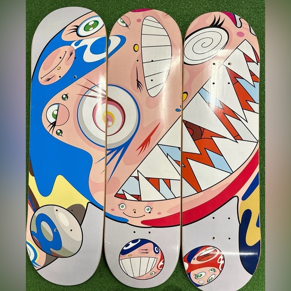 COMPLEX CON EXCLUSIVE TAKASHI MURAKAMI SKATE DECK SET OF 3 - Picture 1 of 2